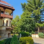 Alexandra Bed & Breakfast