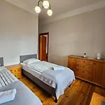 Bed & Breakfast Alexandra 3*