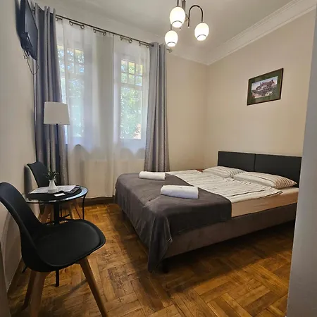 Alexandra Bed & Breakfast