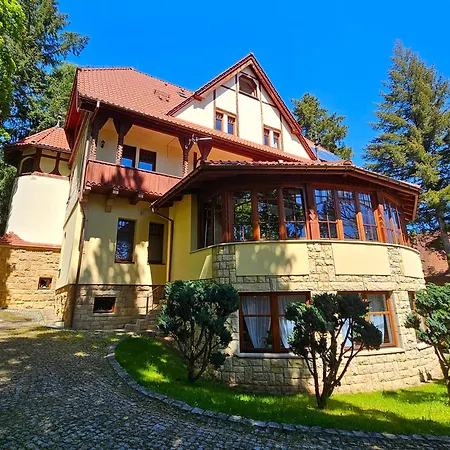 Alexandra Bed & Breakfast Polanica-Zdrój