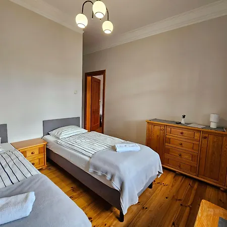 Bed & Breakfast Alexandra 3*