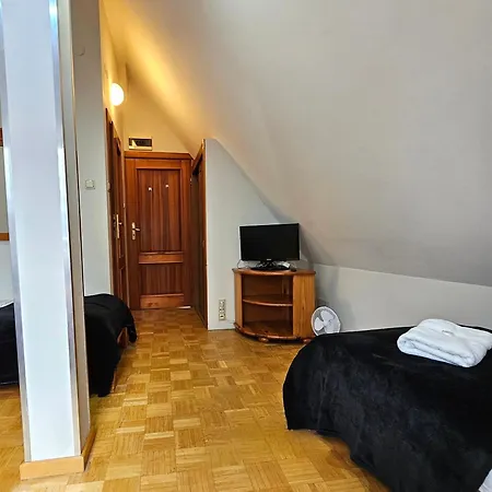 Alexandra 3*