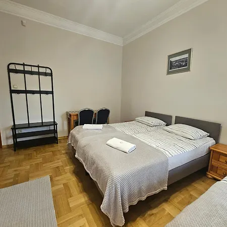 Alexandra Nocleg ze śniadaniem