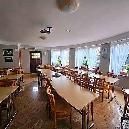 Bed & Breakfast Alexandra 3*