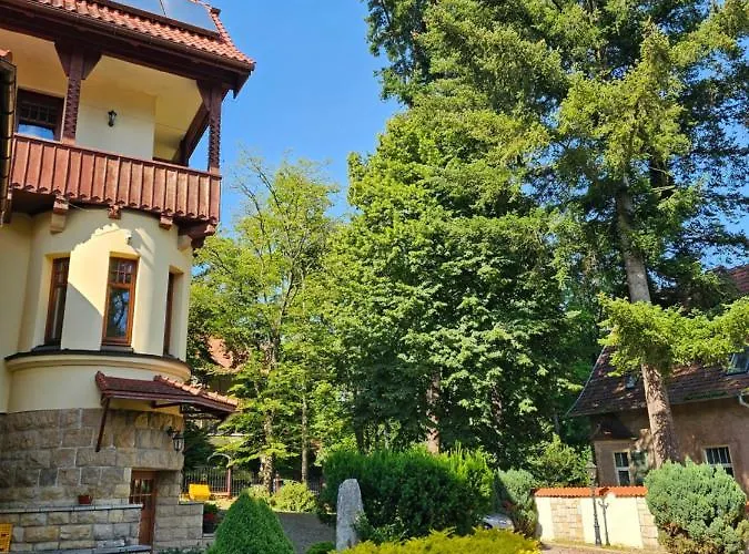 Alexandra Bed & Breakfast